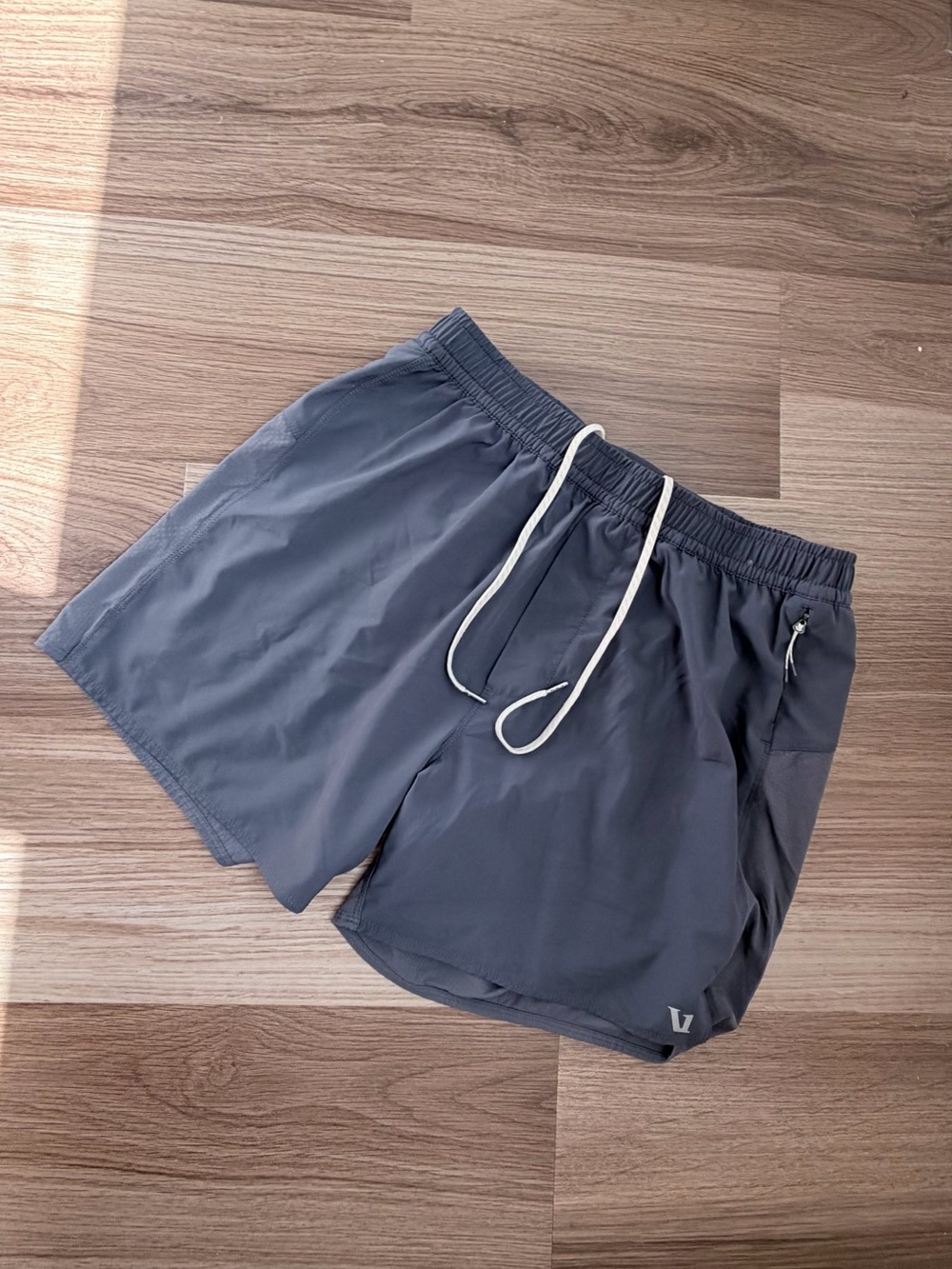 Vuori two tone lined Athletic Shorts with White Drawstring